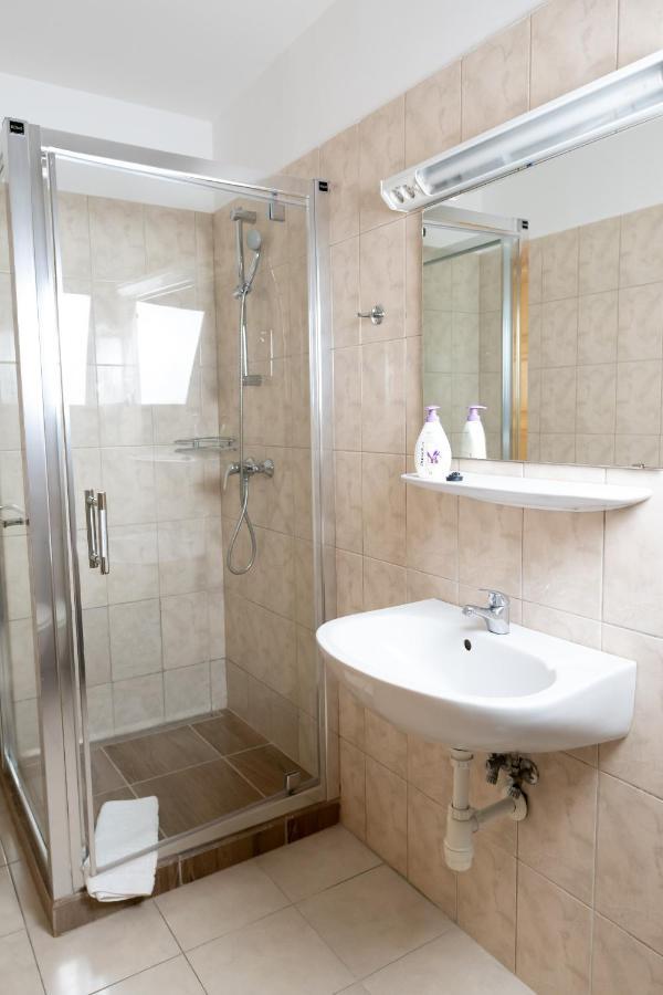 Liszt Apartman Pécs Eksteriør billede